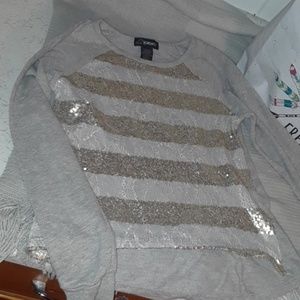 Girls long sleeve silver and gold lace top xl